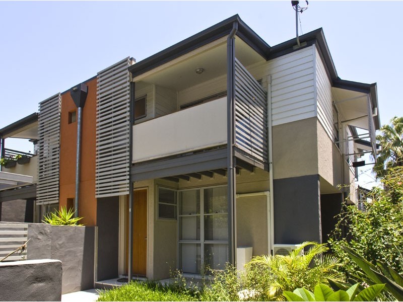 2/262 Riding Road, Balmoral QLD 4171