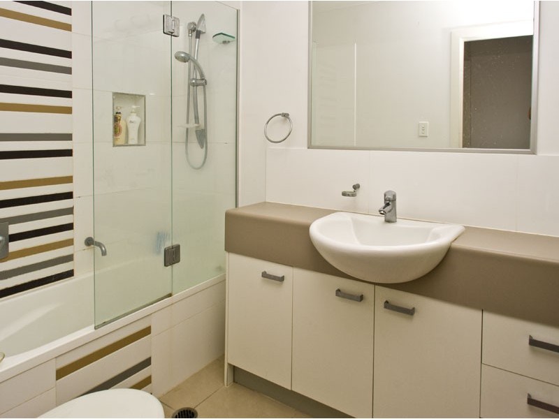 2/262 Riding Road, Balmoral QLD 4171