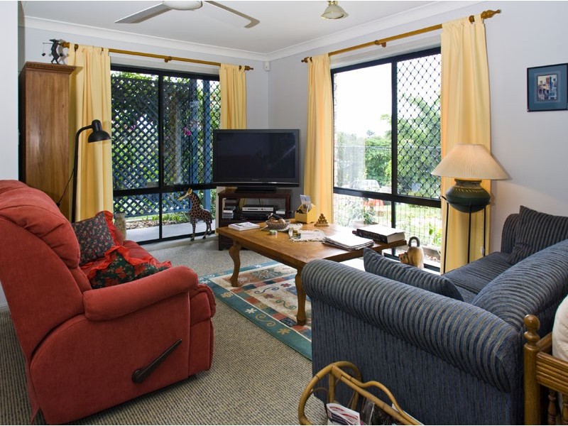 80 Windemere Avenue, Morningside QLD 4170