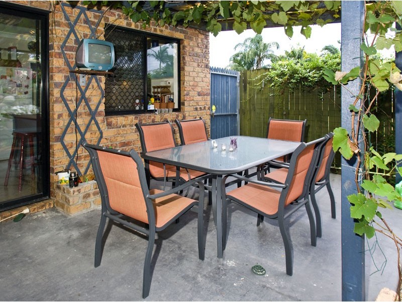 80 Windemere Avenue, Morningside QLD 4170