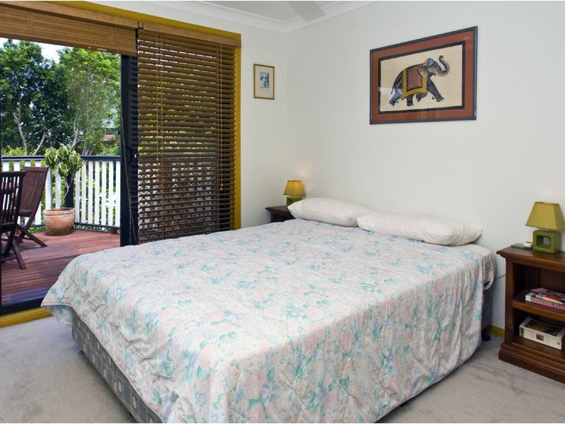 80 Windemere Avenue, Morningside QLD 4170