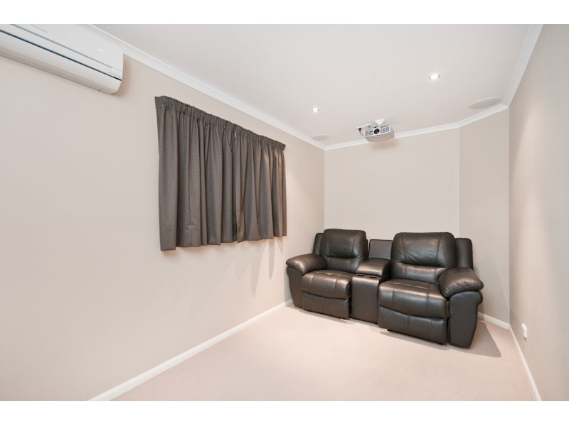 37 Avon Street, Morningside QLD 4170