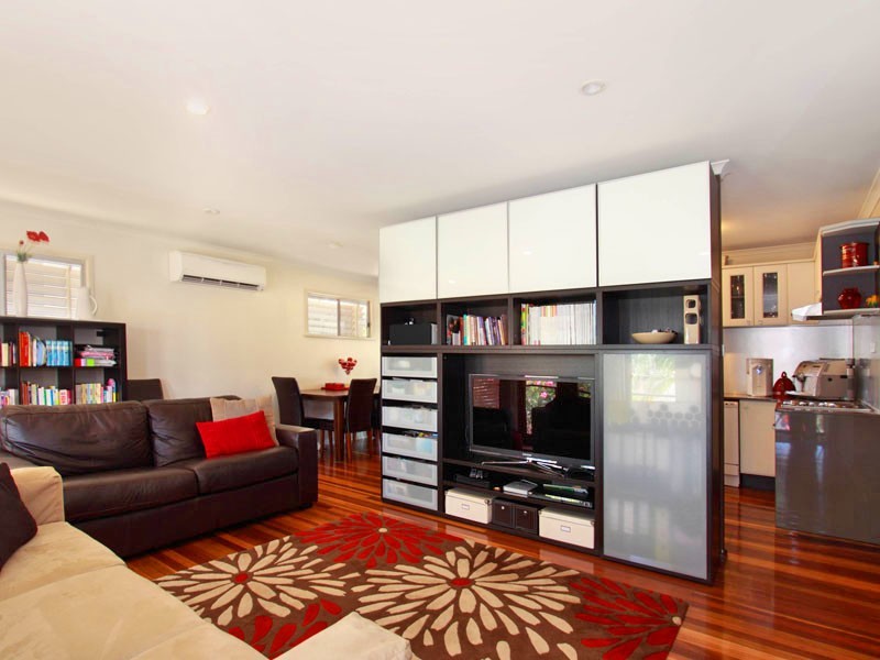 57 Ludwick Street, Cannon Hill QLD 4170