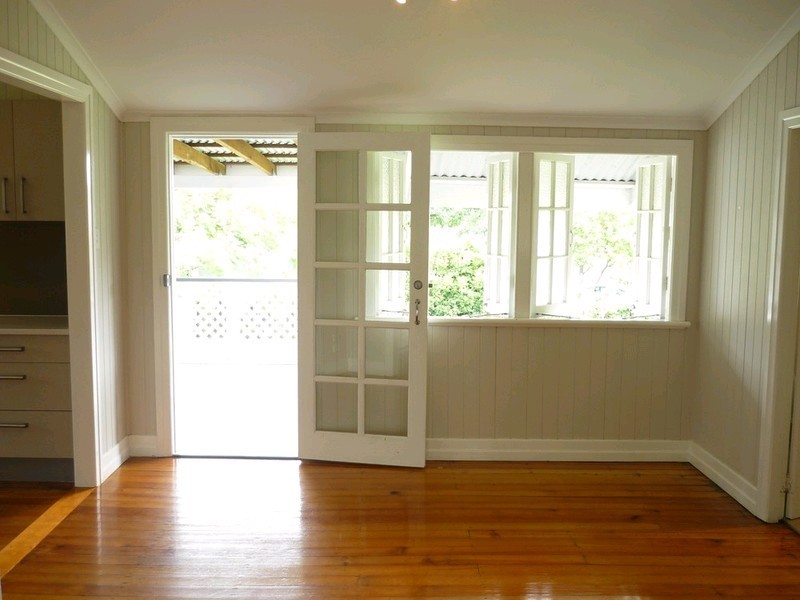 112 Armstrong Road, Cannon Hill QLD 4170