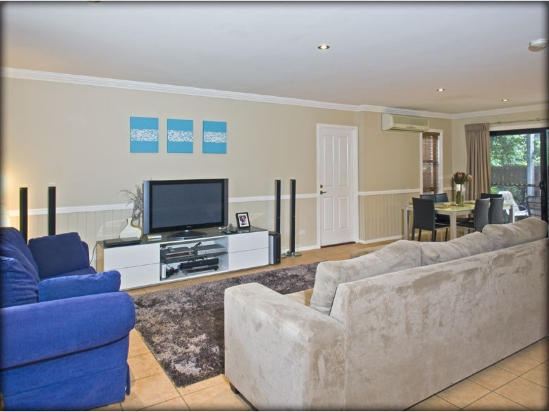 2/15 Worden Street, Morningside QLD 4170