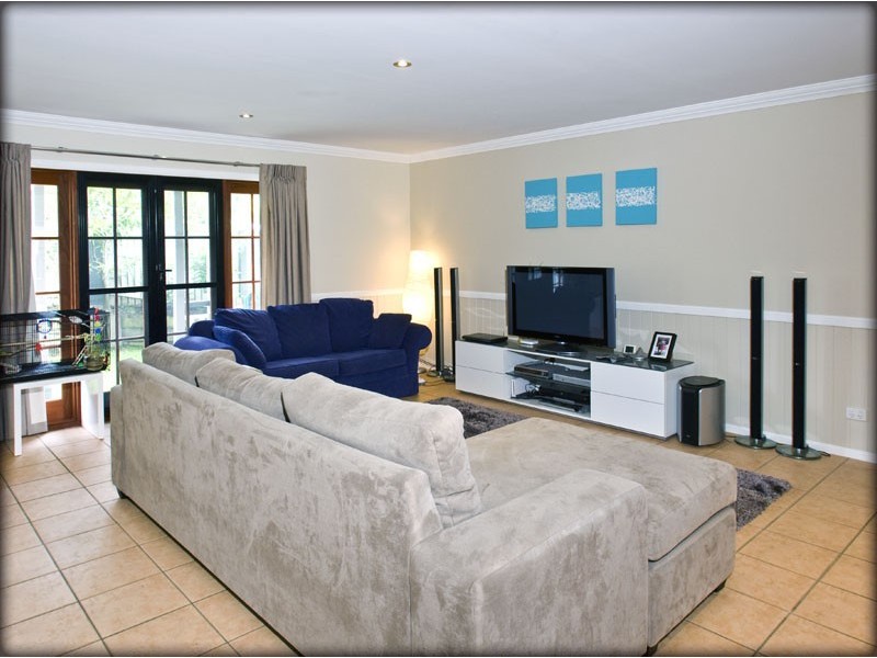 2/15 Worden Street, Morningside QLD 4170