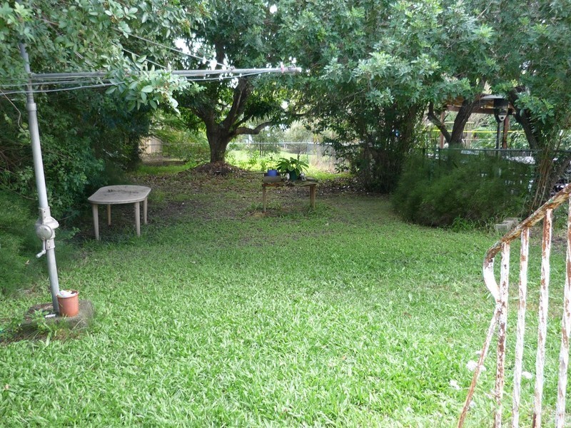 10 Brussels Avenue, Morningside QLD 4170