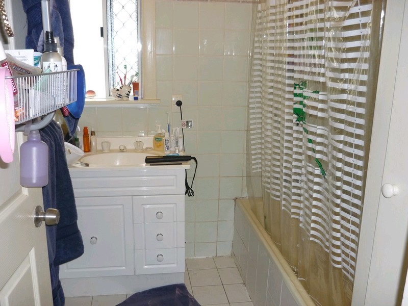 10 Brussels Avenue, Morningside QLD 4170