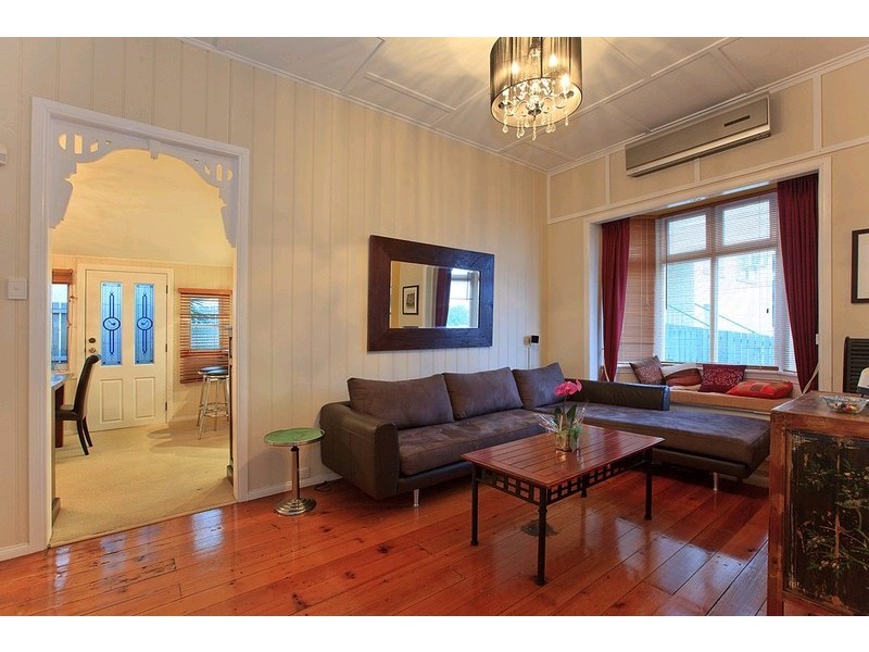 169 Brisbane Street, Bulimba QLD 4171