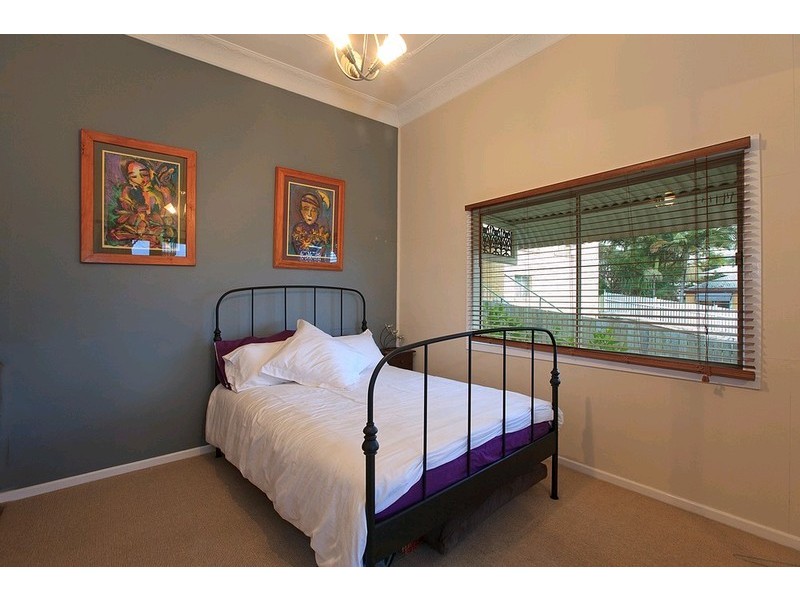 169 Brisbane Street, Bulimba QLD 4171