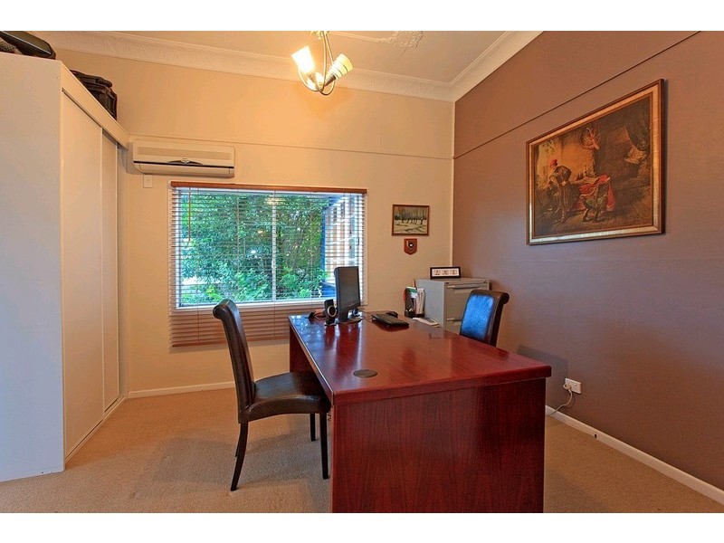 169 Brisbane Street, Bulimba QLD 4171