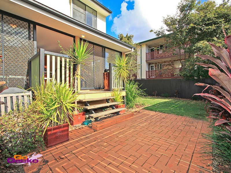 4/270 Riding Road, Balmoral QLD 4171