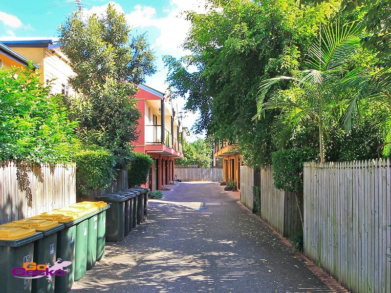 4/270 Riding Road, Balmoral QLD 4171