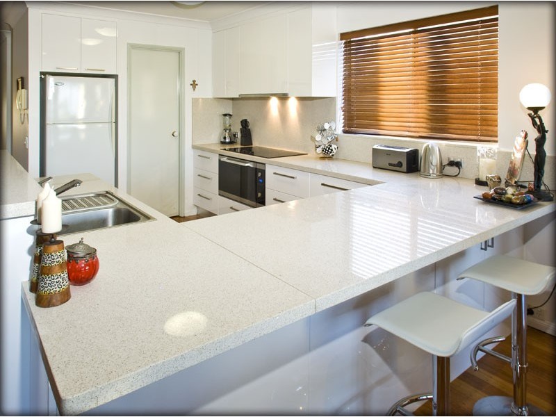 17 Taylor Street, Balmoral QLD 4171