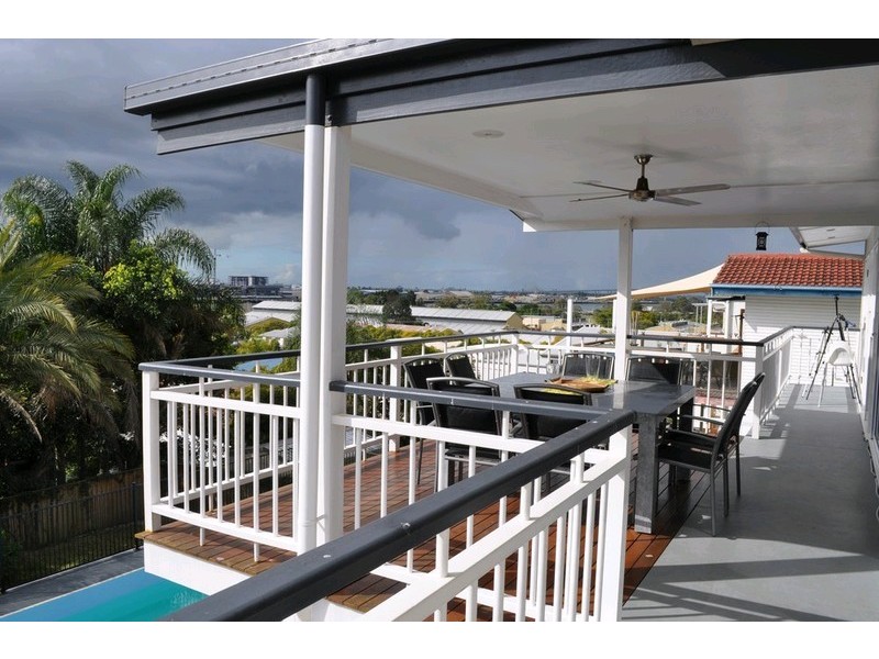 31 Wordsworth Street, Bulimba QLD 4171