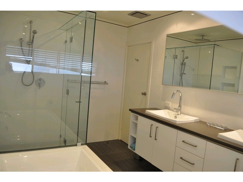 31 Wordsworth Street, Bulimba QLD 4171