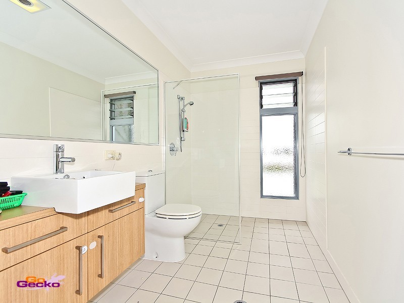 1/105 Thynne Road, Morningside QLD 4170