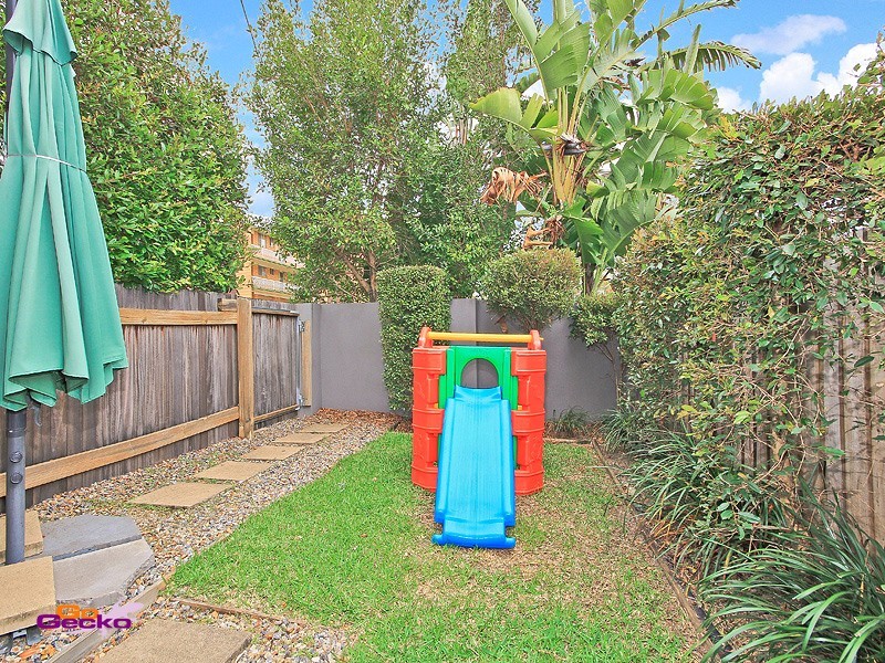 1/105 Thynne Road, Morningside QLD 4170