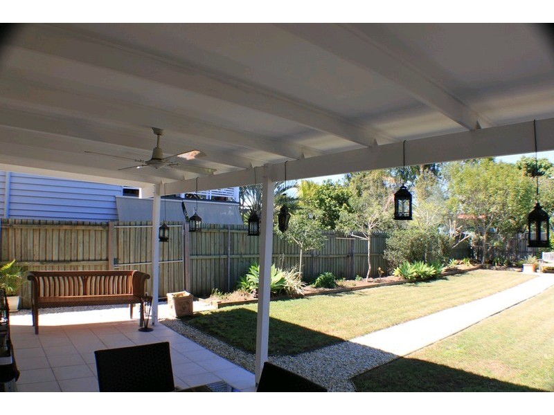 27 Grenade Street, Cannon Hill QLD 4170