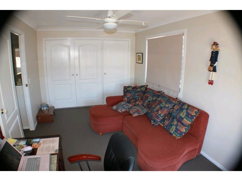 27 Grenade Street, Cannon Hill QLD 4170