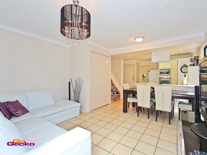 3/77 Bilyana Street, Balmoral QLD 4171