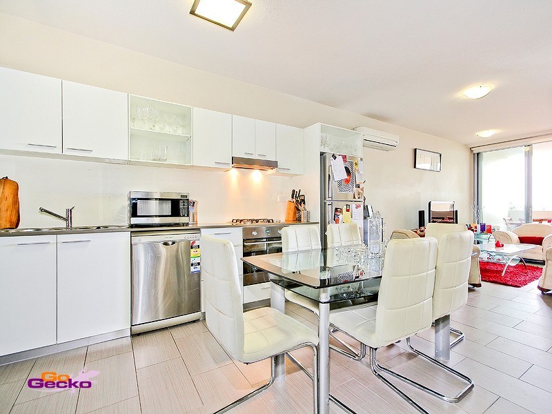 30/18 Riverbend Place, Bulimba QLD 4171