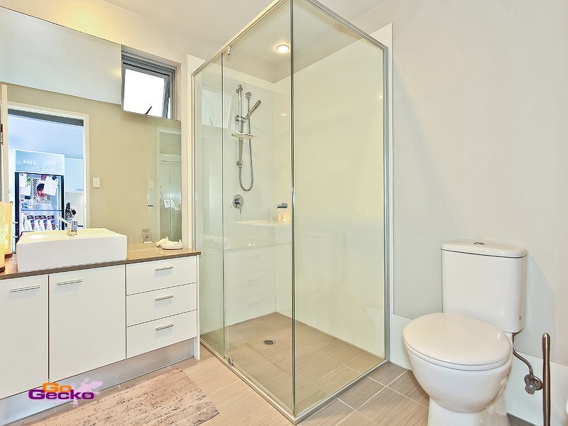 30/18 Riverbend Place, Bulimba QLD 4171