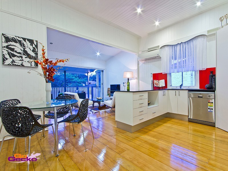 154 Brisbane Street, Bulimba QLD 4171