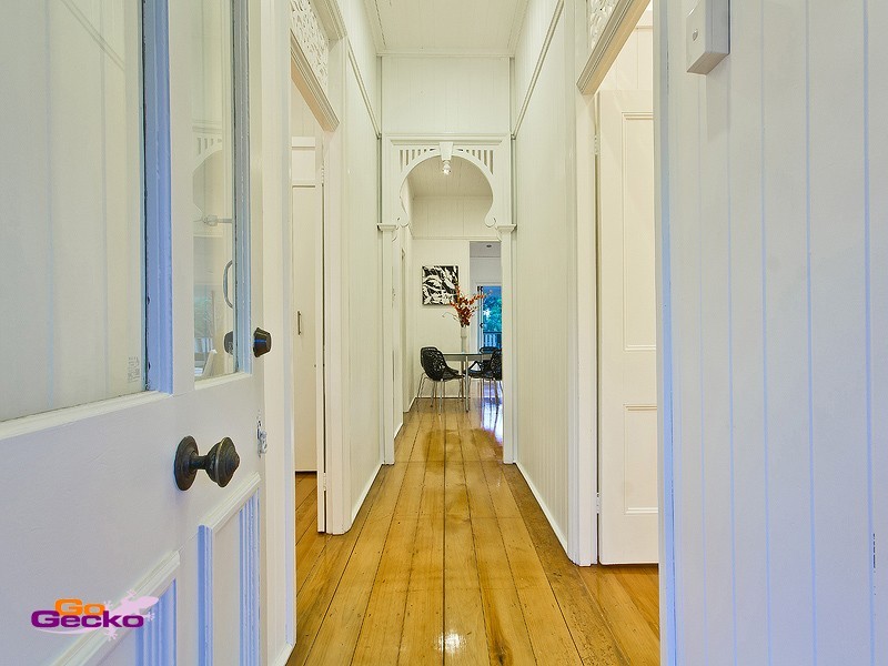 154 Brisbane Street, Bulimba QLD 4171