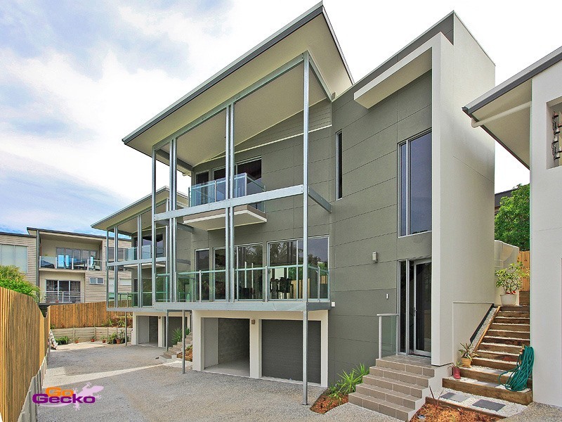 246 Oxford Street, Balmoral QLD 4171