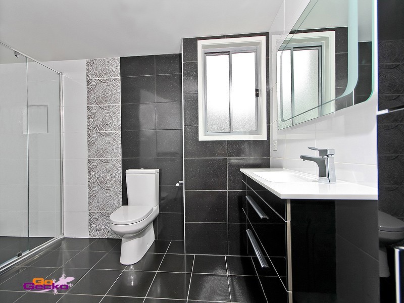 246 Oxford Street, Balmoral QLD 4171