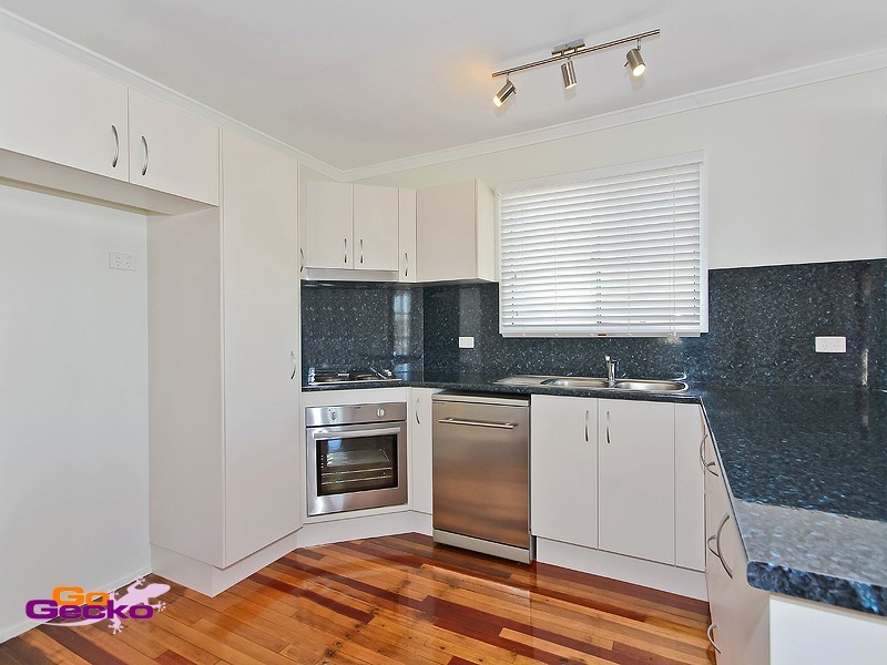 10 Karthina Street, Bulimba QLD 4171
