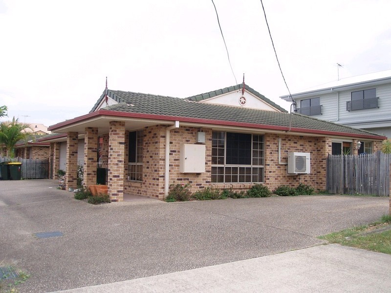 2/83 Kates Street, Morningside QLD 4170