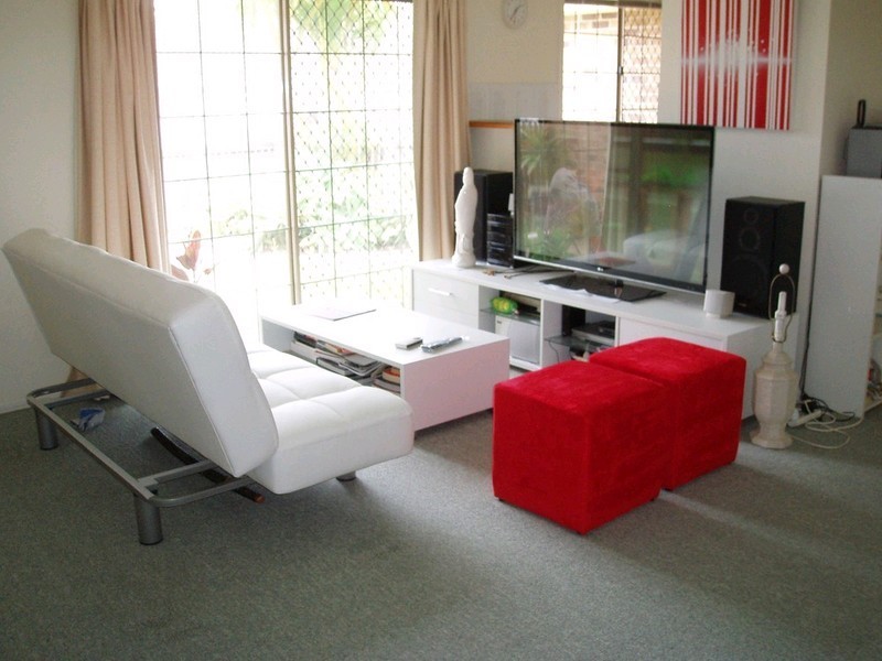 2/83 Kates Street, Morningside QLD 4170