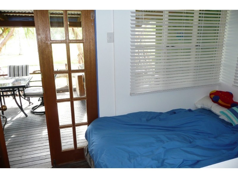 45 O’Quinn Street, Nudgee Beach QLD 4014