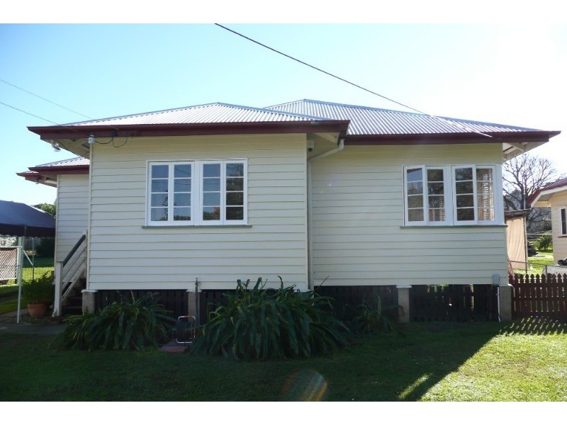 13 Chesterfield St, Wavell Heights QLD 4012