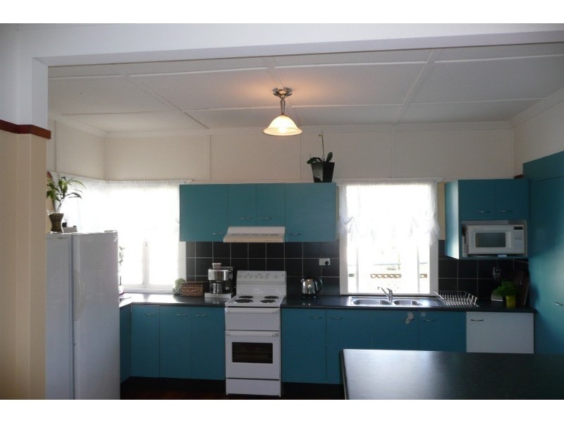 13 Chesterfield St, Wavell Heights QLD 4012