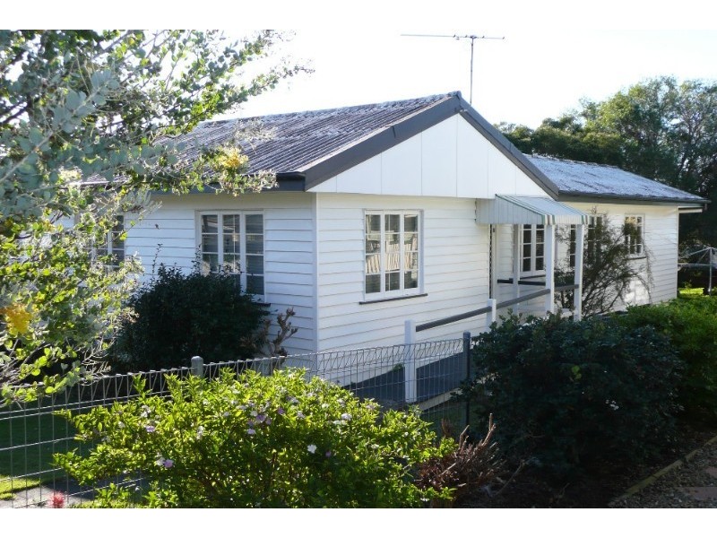 21 Chigwell Street, Wavell Heights QLD 4012