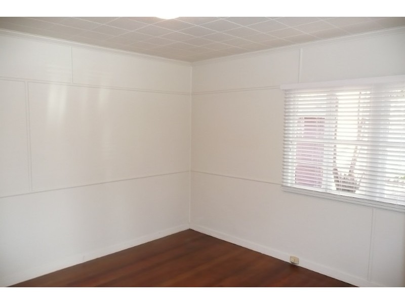 33 Killeen Street, Nundah QLD 4012