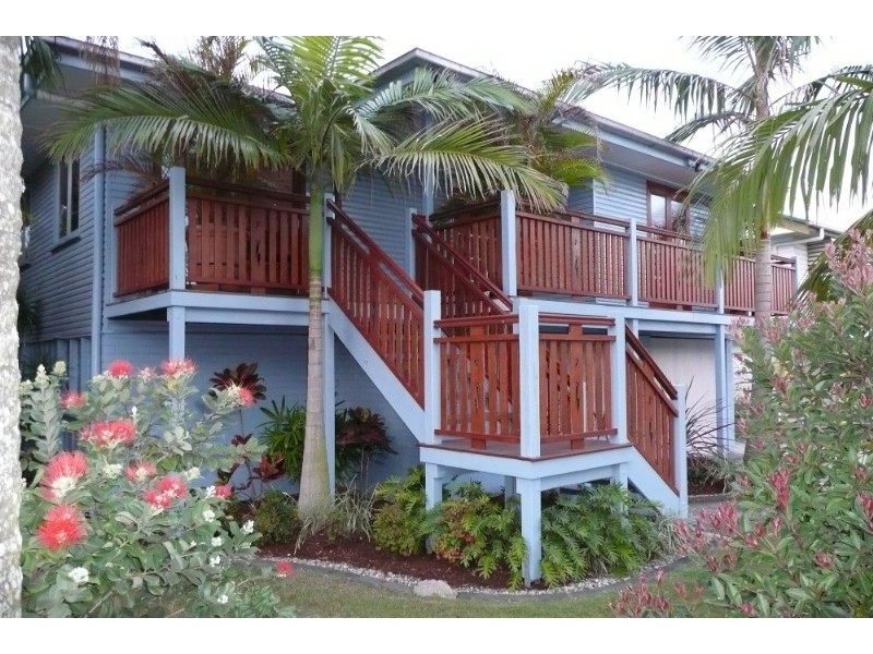 18 Caronga Street, Wavell Heights QLD 4012