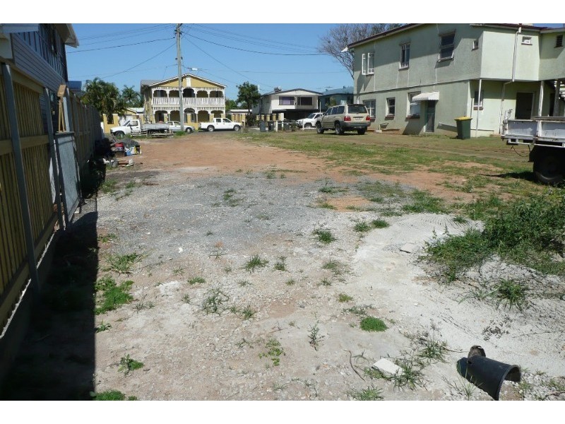 7 Dorames Street, Hendra QLD 4011