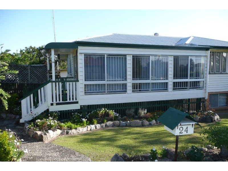 24 Corowa Street, Wavell Heights QLD 4012