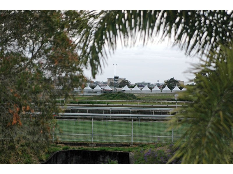 58 Mein Street, Hendra QLD 4011