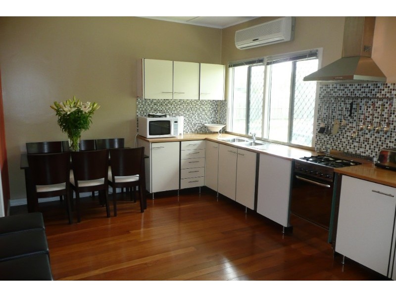 60 Newman Road, Wavell Heights QLD 4012