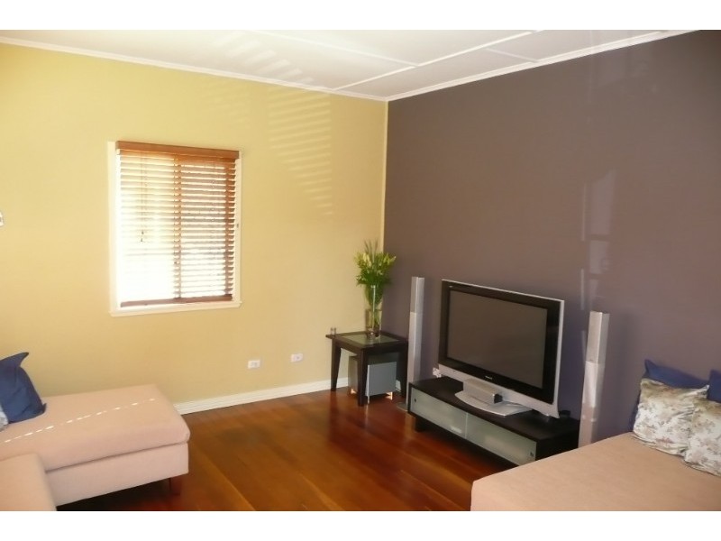 60 Newman Road, Wavell Heights QLD 4012