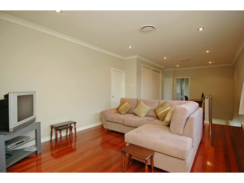 15 Clarke Street, Hendra QLD 4011