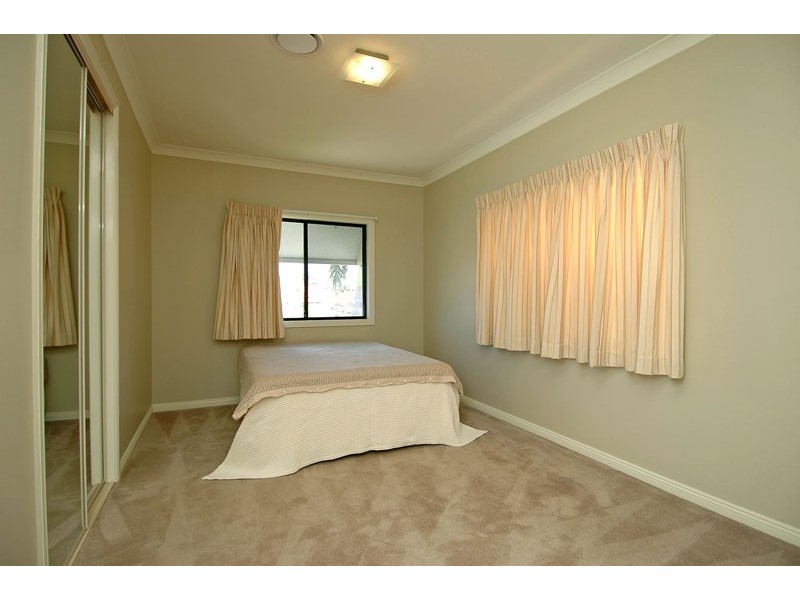 15 Clarke Street, Hendra QLD 4011