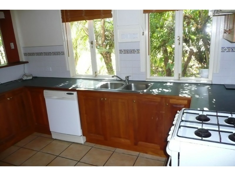 100 Jackson Street, Hamilton QLD 4007