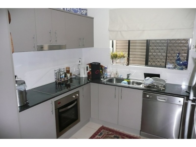 2/130 York Street, Nundah QLD 4012