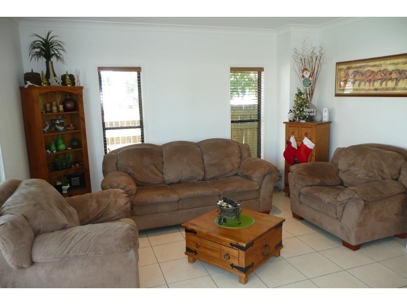 94 Raceview Avenue, Hendra QLD 4011